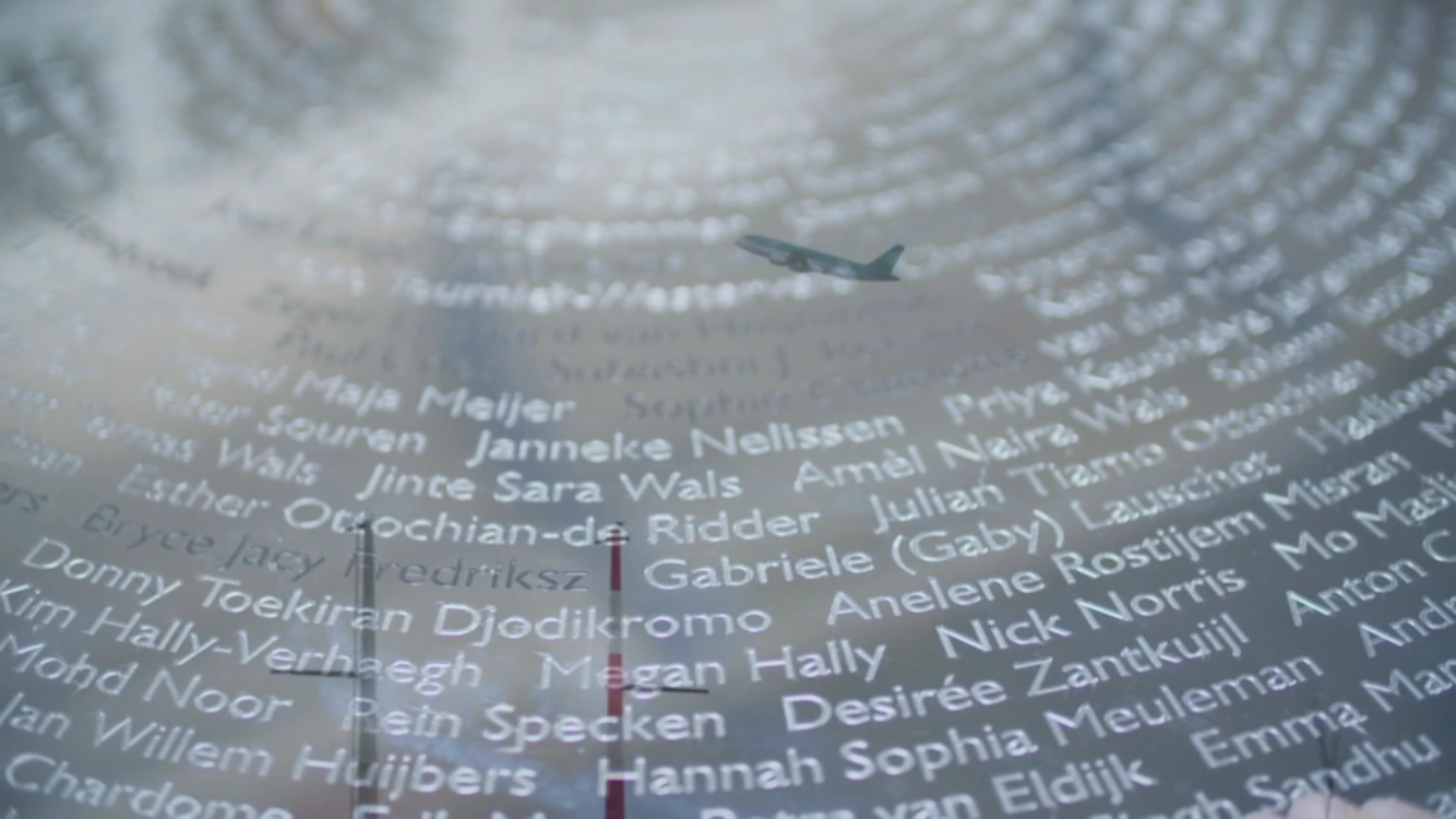 Graveren,RVS,Plaquette MH17,tekstplaat